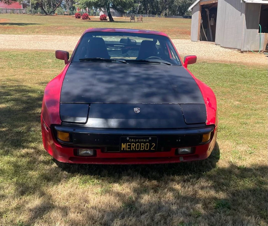 1986 Porsche 944 - Image 6 of 7