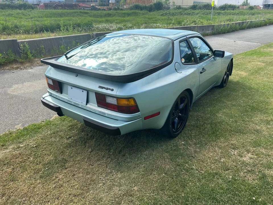 1986 Porsche 944 - Image 5 of 18