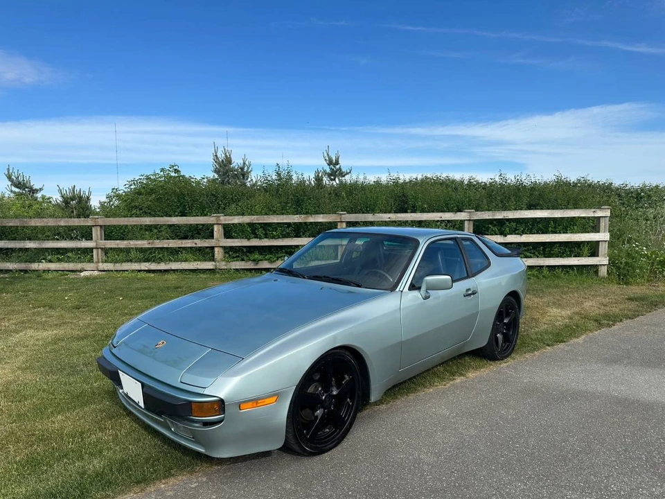 1986 Porsche 944 - Image 8 of 18