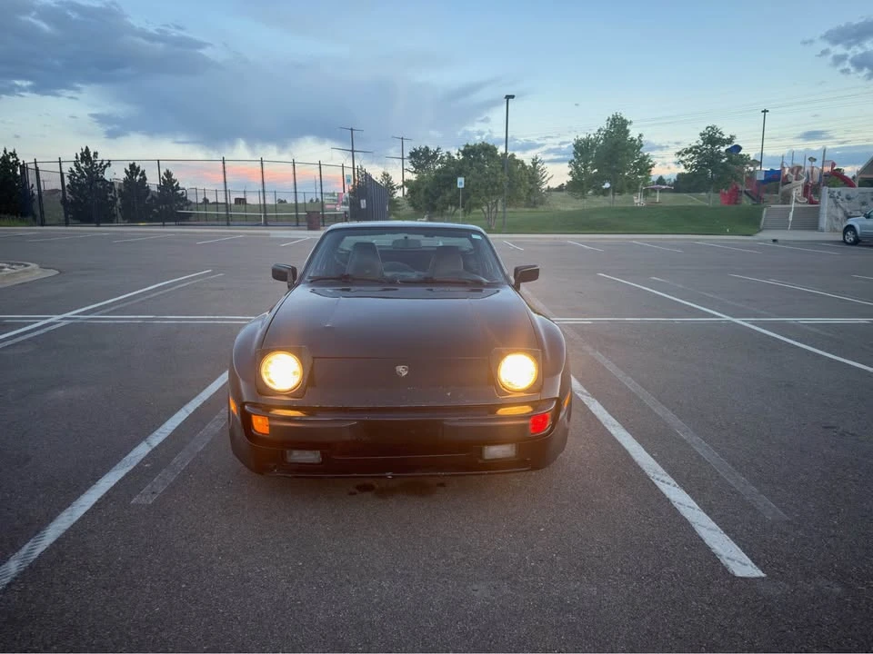 1986 Porsche 944 - Image 8 of 14