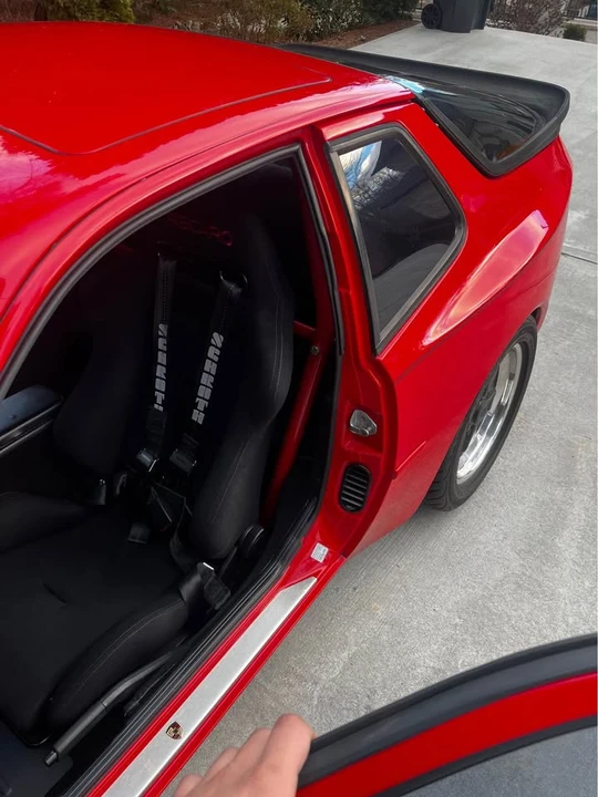 1986 Porsche 944 - Image 2 of 13