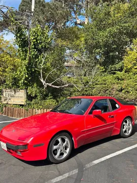 1986 Porsche 944 Base