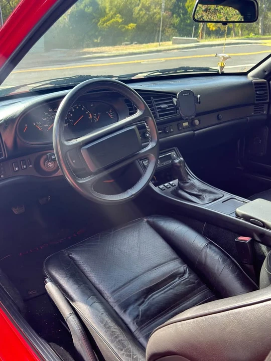 1986 Porsche 944 - Image 5 of 10