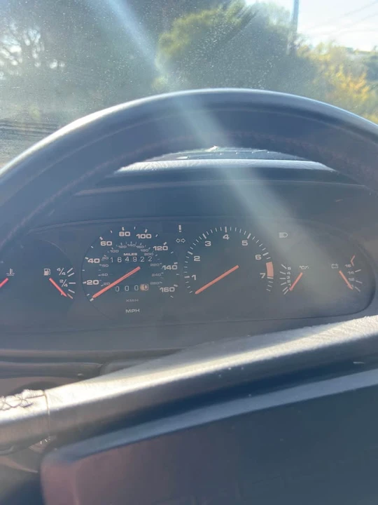 1986 Porsche 944 - Image 8 of 10