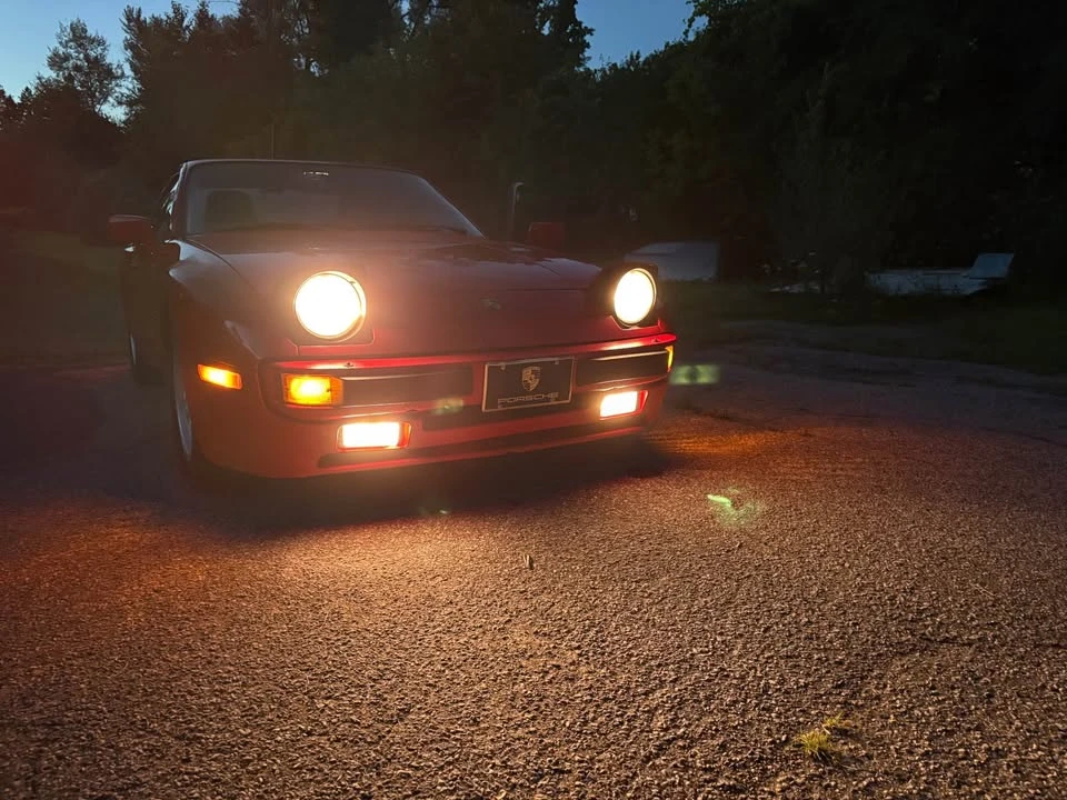 1986 Porsche 944 - Image 8 of 8