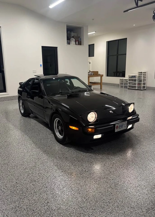 1986 Porsche 944 - Image 2 of 20