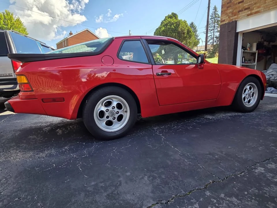 1986 Porsche 944 - Image 6 of 13