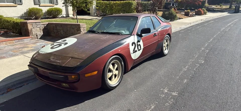 1986 Porsche 944 - Image 7 of 7