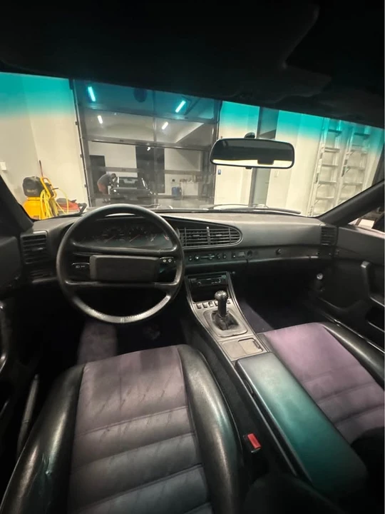 1986 Porsche 944 - Image 8 of 20