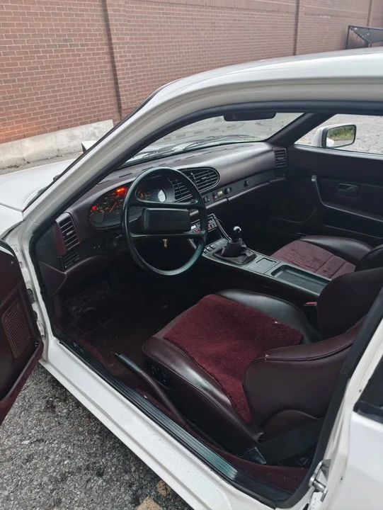1986 Porsche 944 - Image 11 of 11