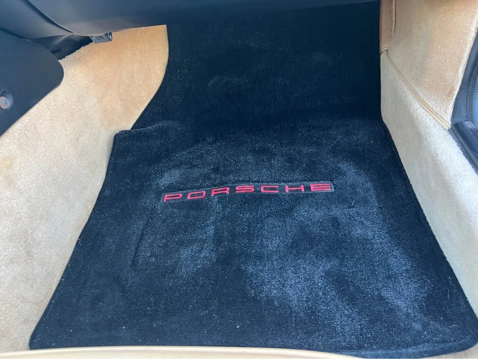 1986 Porsche 944 - Image 18 of 19