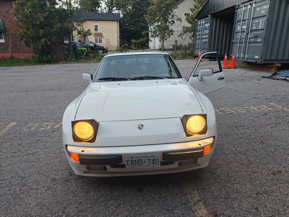 1986 Porsche 944 - Image 7 of 11