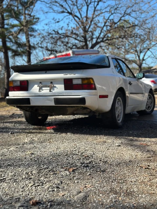 1986 Porsche 944 - Image 2 of 13