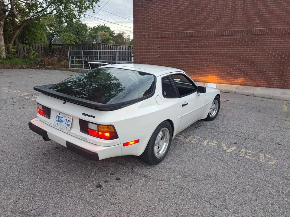 1986 Porsche 944 - Image 2 of 11