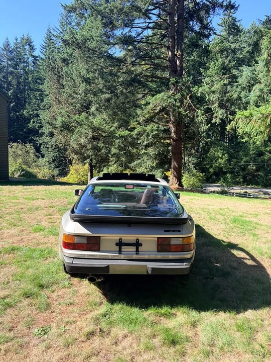 1986 Porsche 944 - Image 5 of 20