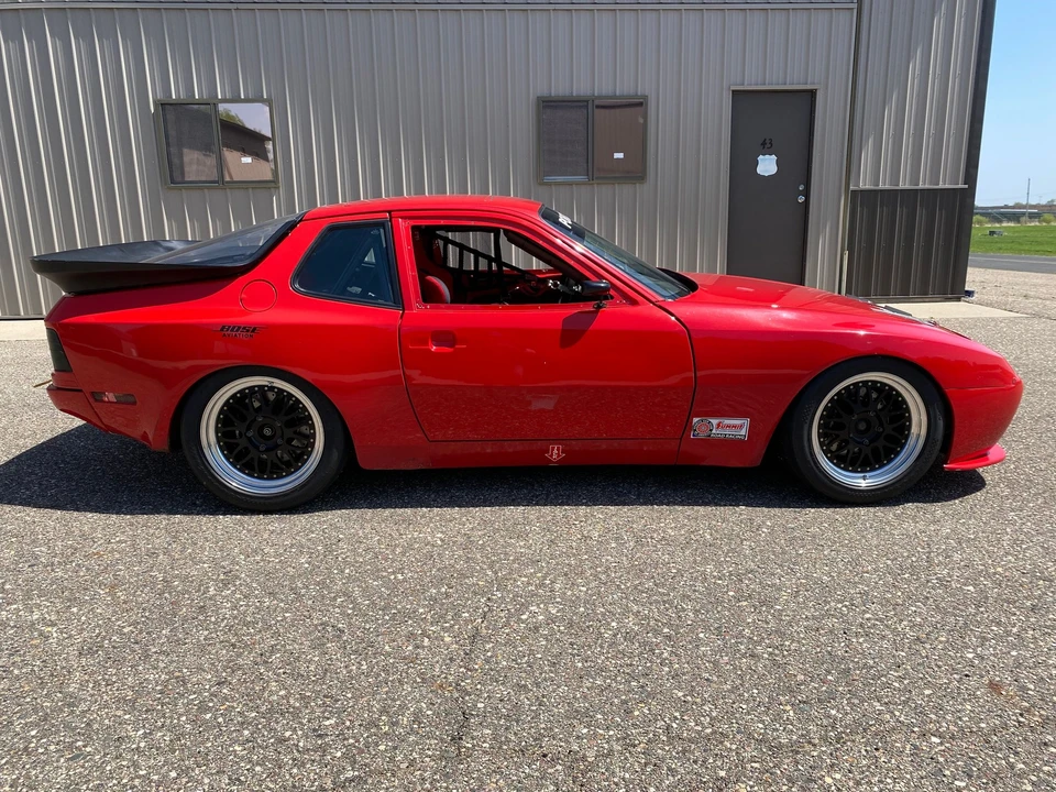 1986 Porsche 944 - Image 9 of 31