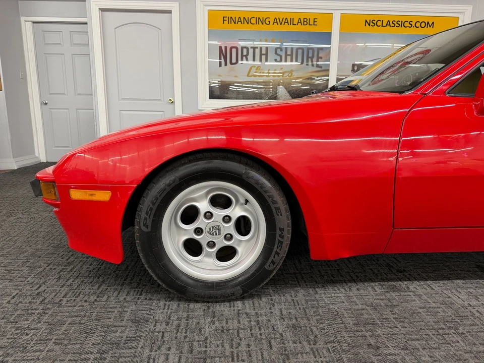 1986 Porsche 944 - Image 16 of 31