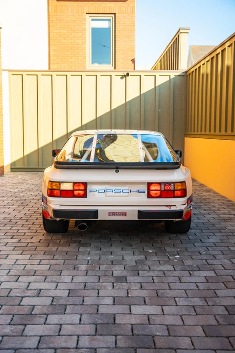 1986 Porsche 944 - Image 28 of 31