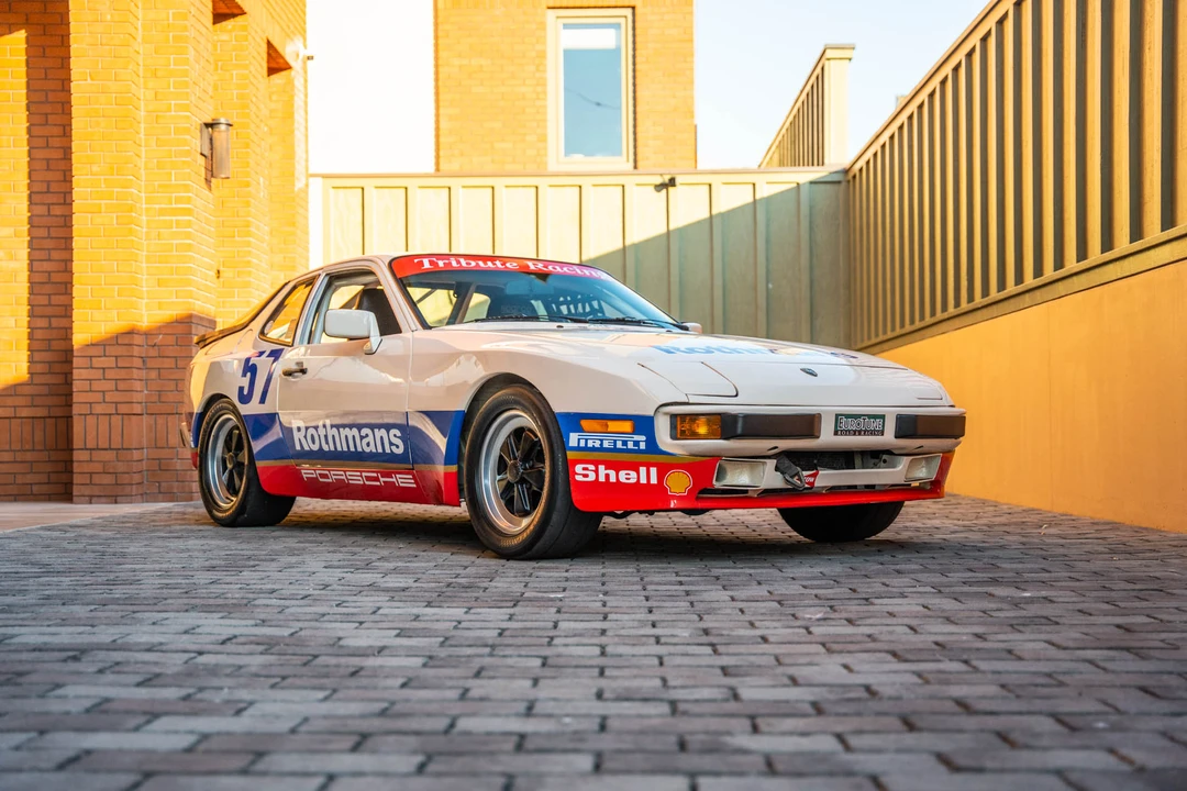 1986 Porsche 944 - Image 4 of 31