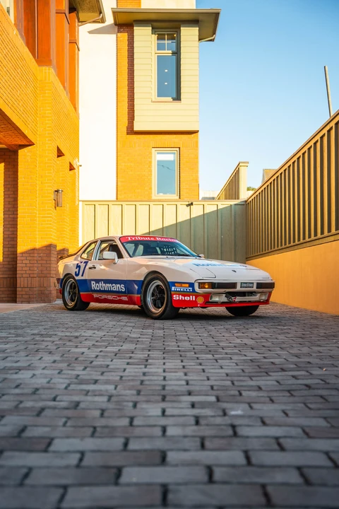 1986 Porsche 944 - Image 5 of 31