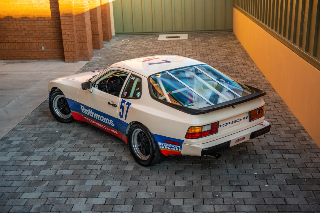 1986 Porsche 944 - Image 21 of 31