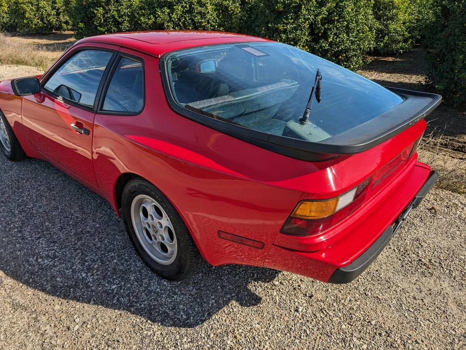 1986 Porsche 944 - Image 2 of 24