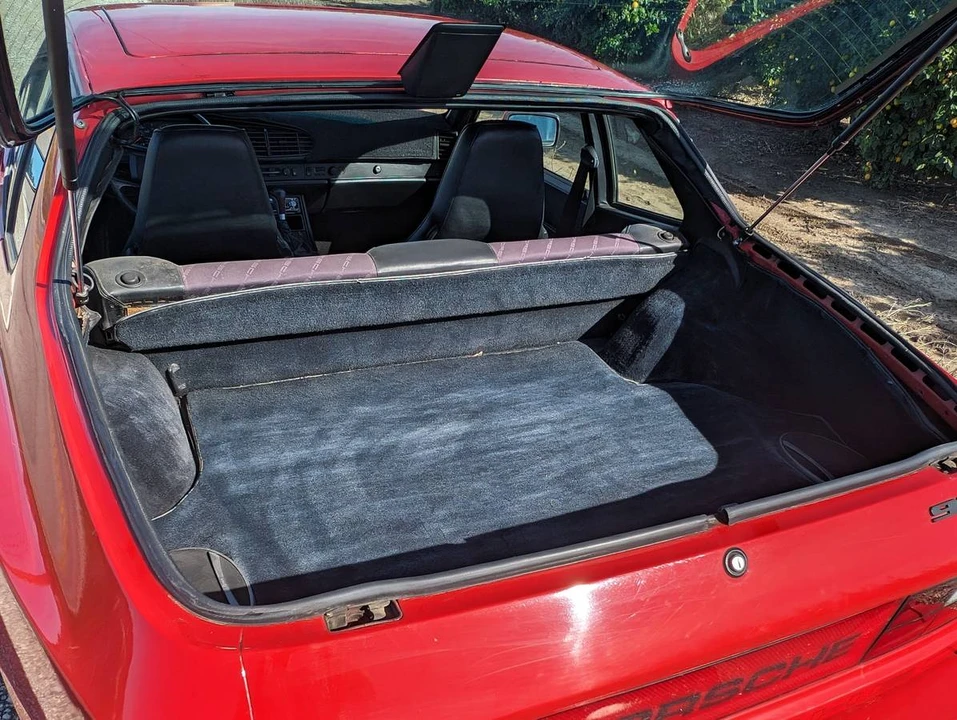 1986 Porsche 944 - Image 13 of 24