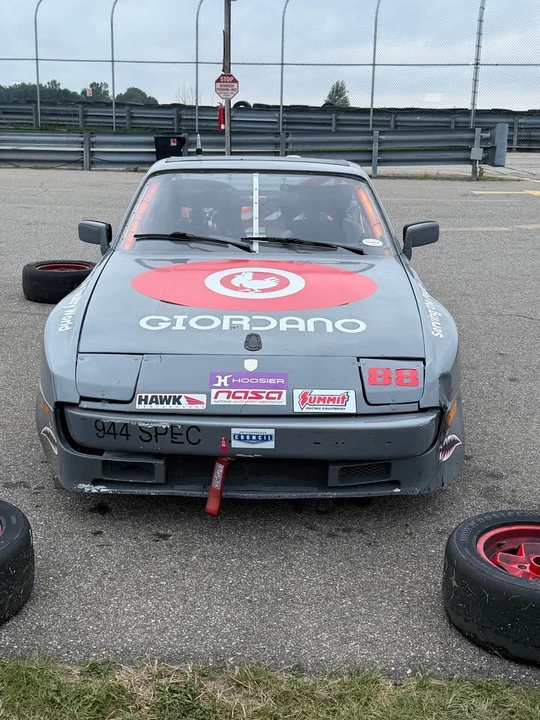 1986 Porsche 944 - Image 2 of 14