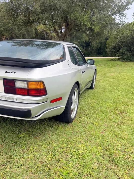 1986 Porsche 944 Turbo - Image 7 of 15