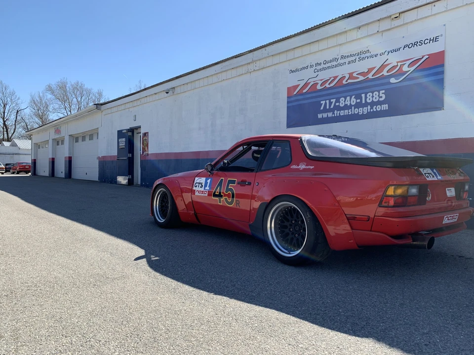 1986 Porsche 944 - Image 25 of 31
