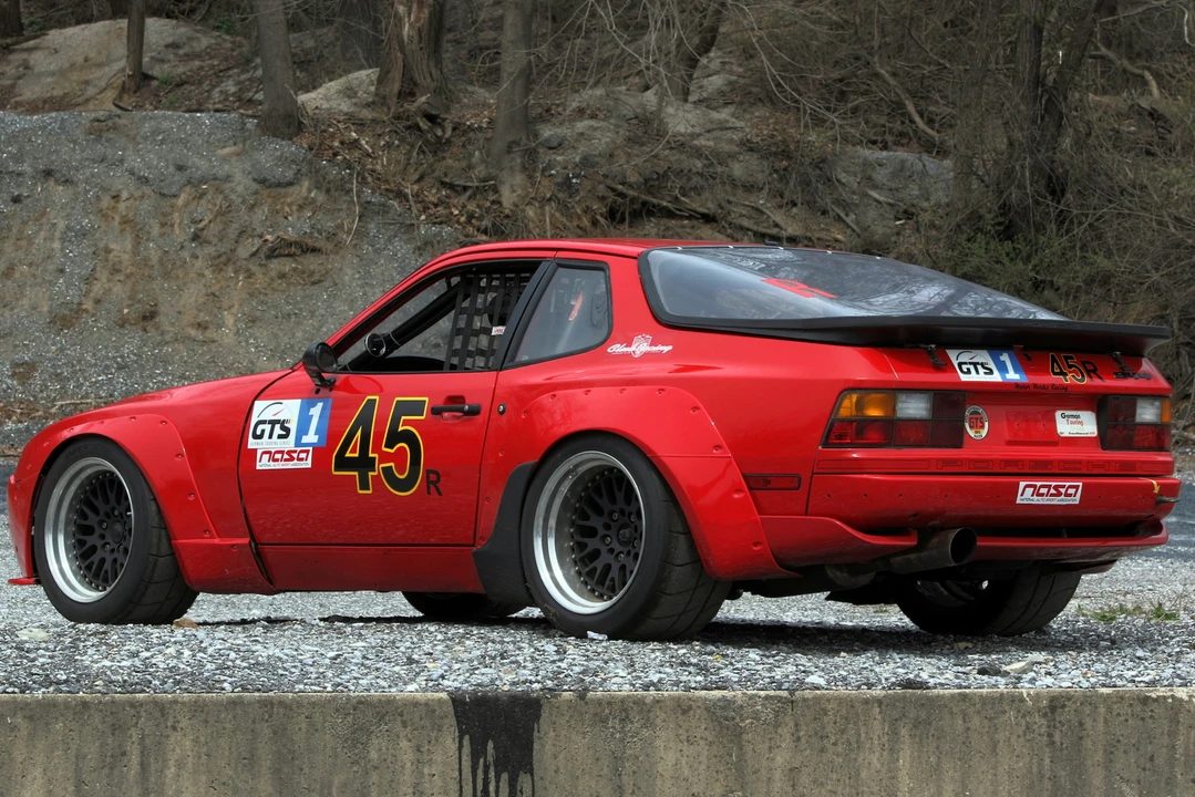 1986 Porsche 944 - Image 15 of 31
