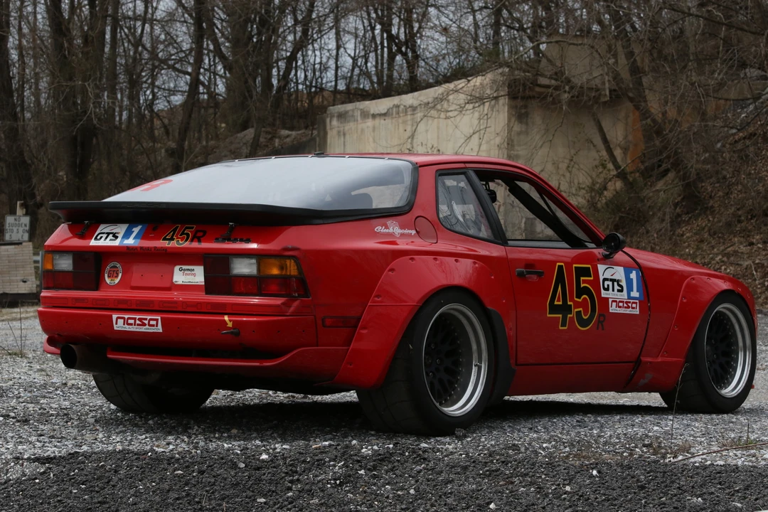 1986 Porsche 944 - Image 9 of 31