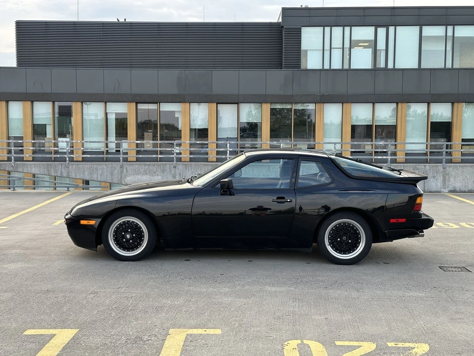 1986 Porsche 944 Turbo - Image 4 of 30