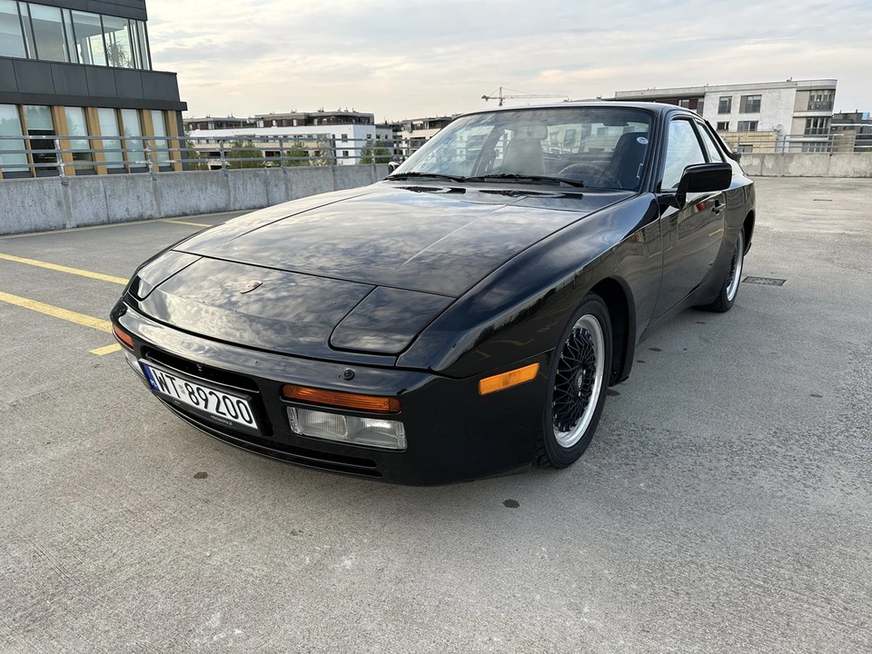 1986 Porsche 944 Turbo - Image 10 of 30