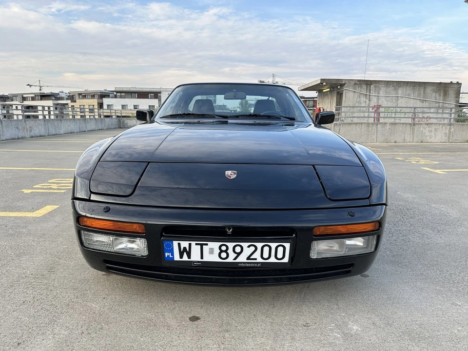 1986 Porsche 944 Turbo - Image 9 of 30