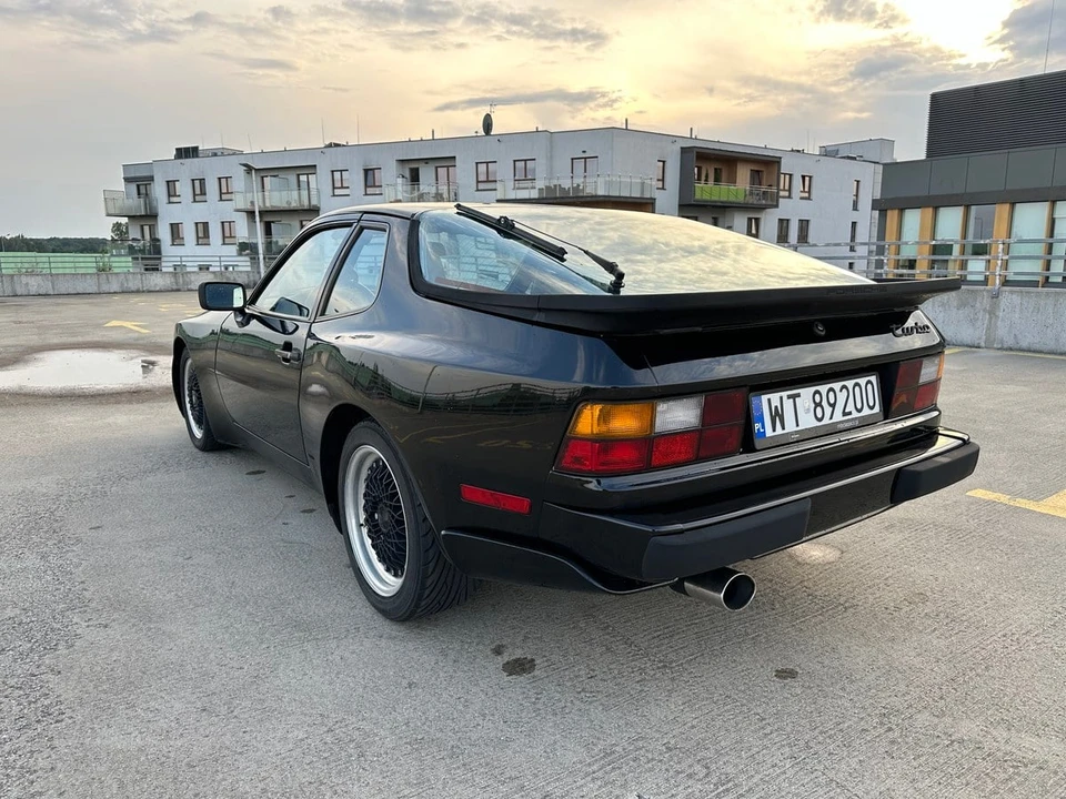 1986 Porsche 944 Turbo - Image 11 of 30
