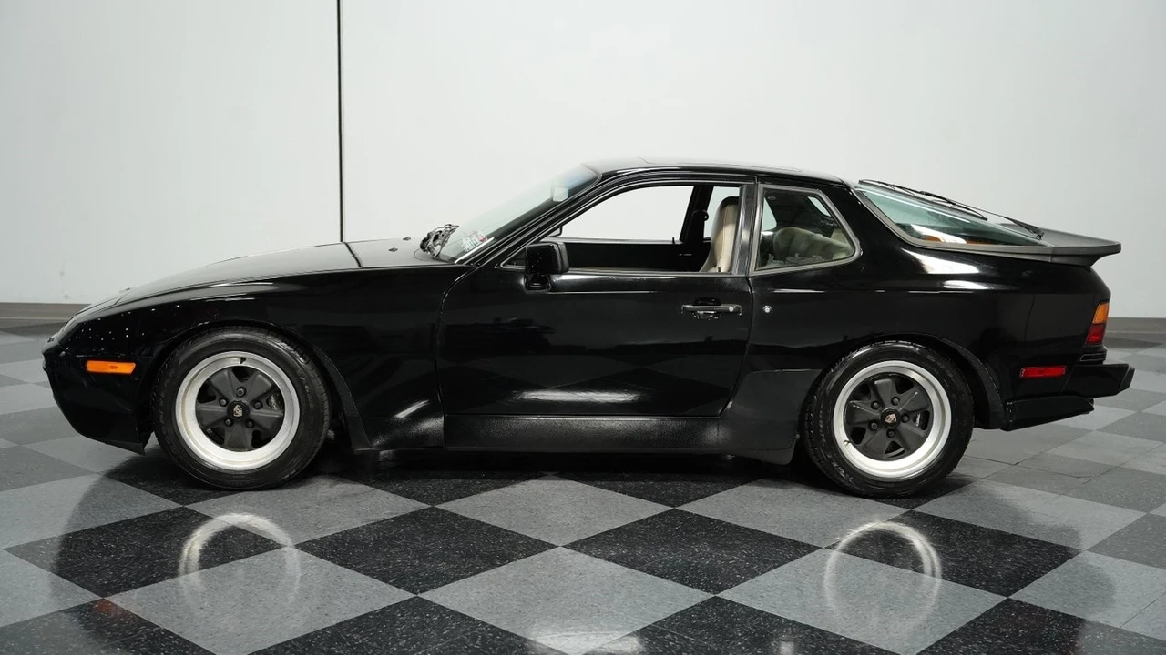 1986 Porsche 944 Turbo - Image 3 of 12