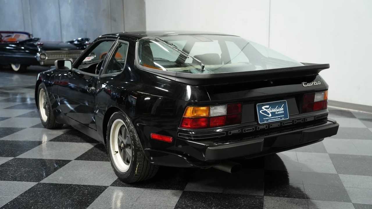 1986 Porsche 944 Turbo - Image 9 of 12