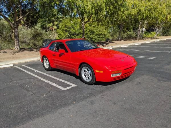 1986 Porsche 944 Turbo - Image 2 of 15