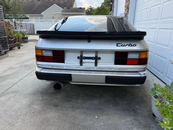 1986 Porsche 944 Turbo - Image 4 of 20