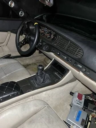 1986 Porsche 944 Turbo - Image 17 of 20