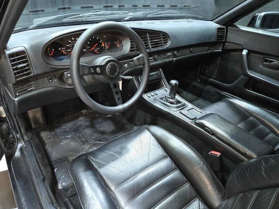 1986 Porsche 944 Turbo - Image 10 of 12