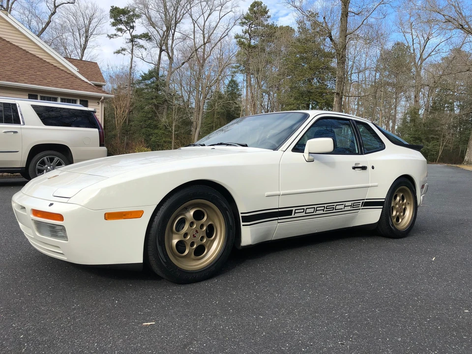 1986 Porsche 944 Turbo - Image 7 of 23
