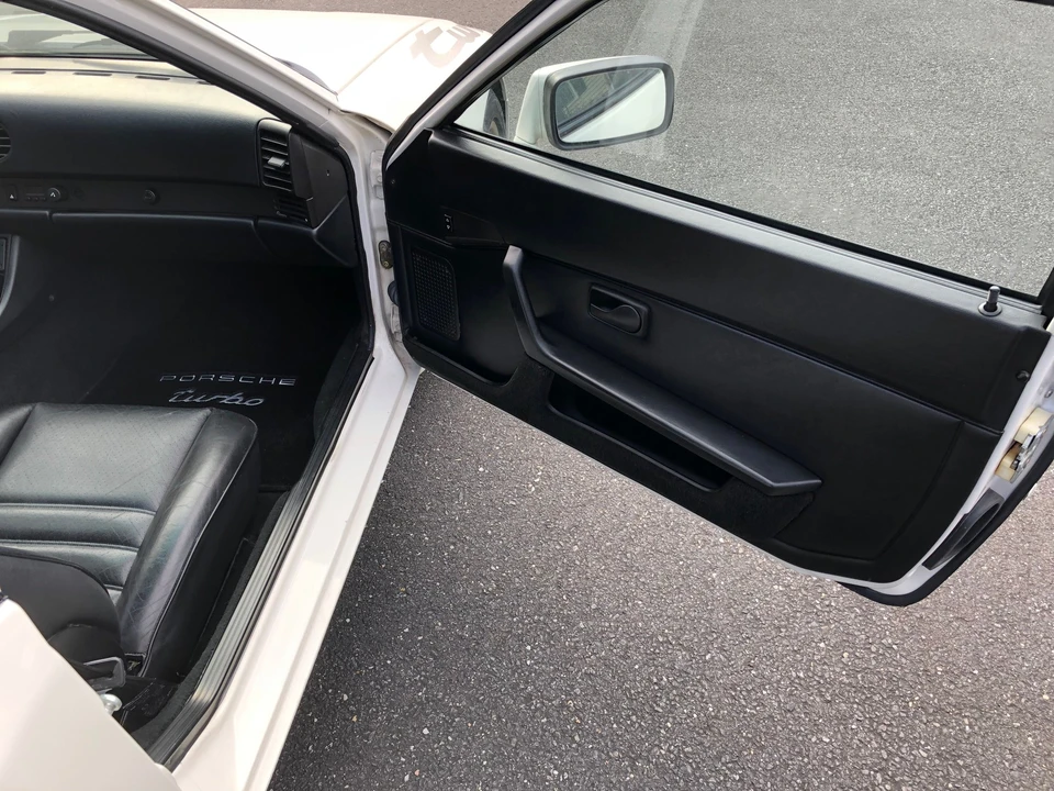 1986 Porsche 944 Turbo - Image 6 of 23