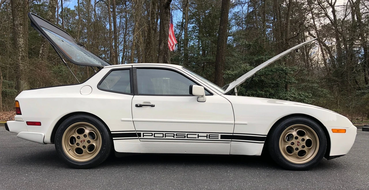 1986 Porsche 944 Turbo - Image 16 of 23