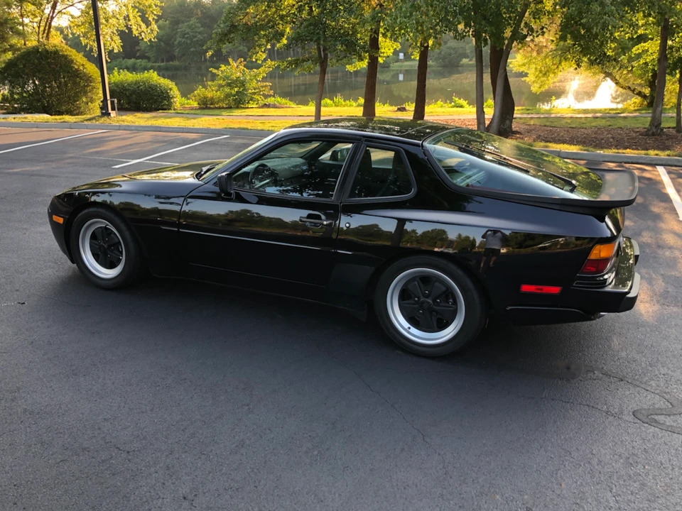1986 Porsche 944 Turbo - Image 9 of 31