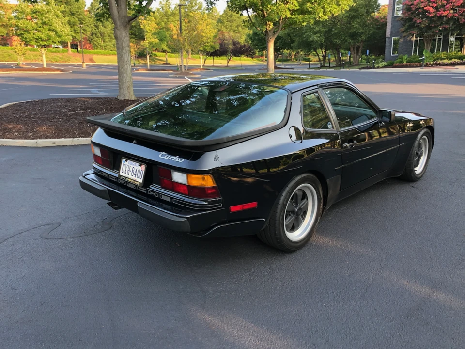 1986 Porsche 944 Turbo - Image 17 of 31