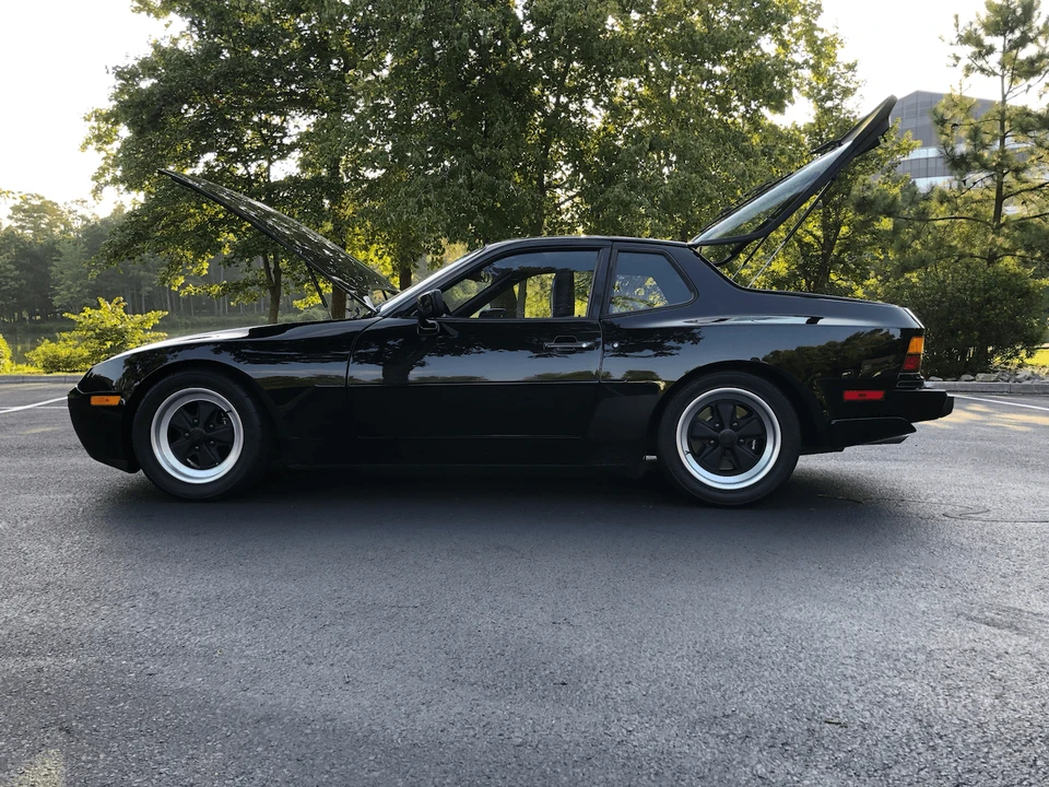 1986 Porsche 944 Turbo - Image 28 of 31