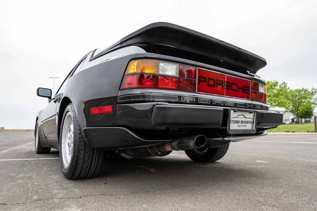 1986 Porsche 944 Turbo - Image 12 of 31