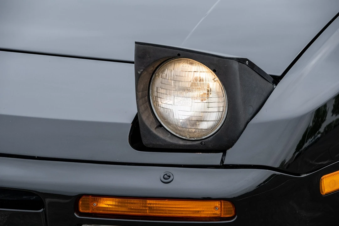 1986 Porsche 944 Turbo - Image 25 of 31